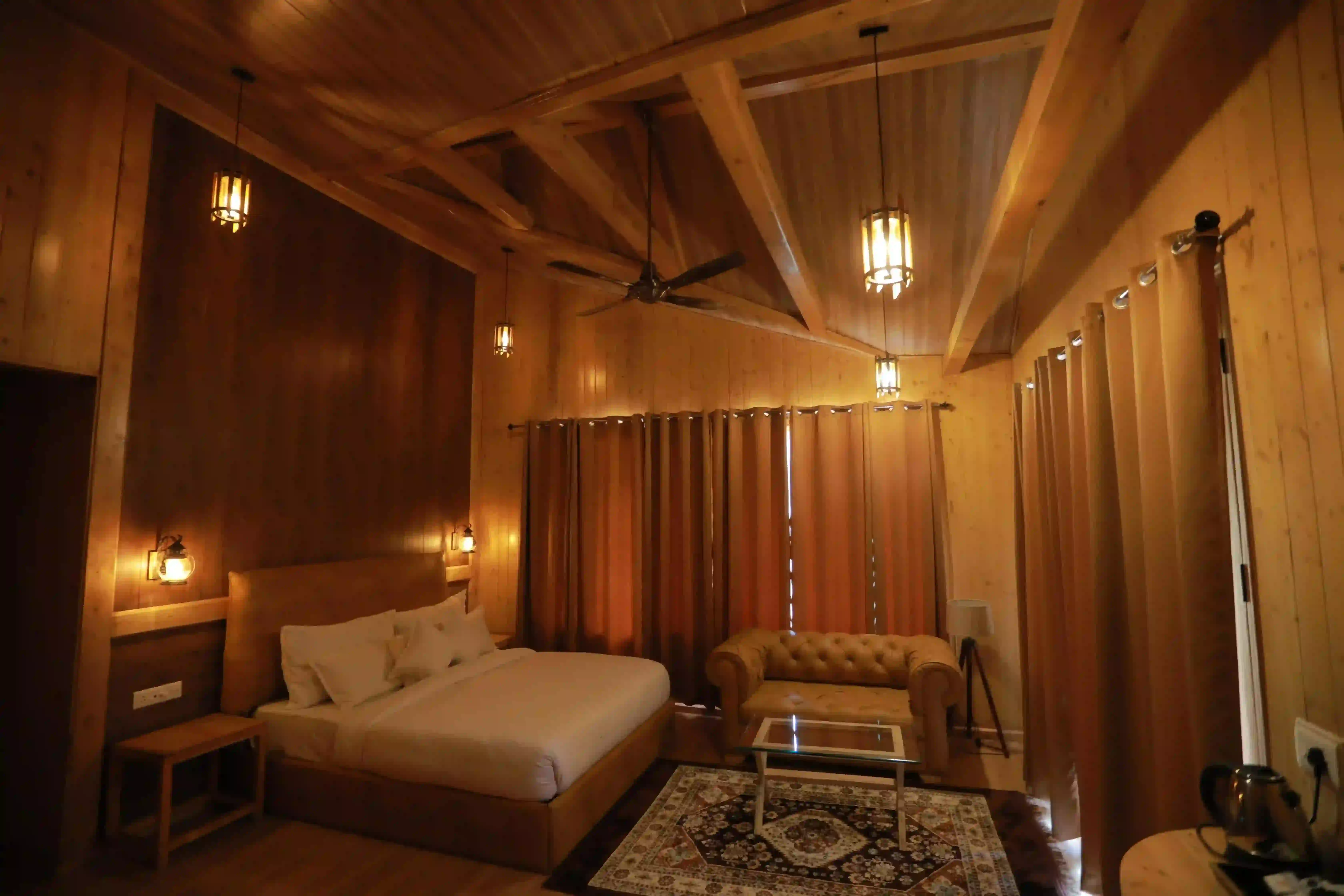 Best Hotel Near Nainital - Pahadi Kothi